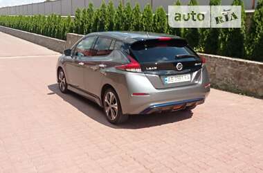 Хетчбек Nissan Leaf 2018 в Вінниці