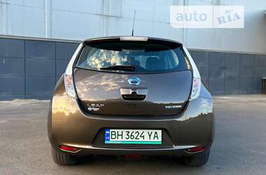 Хетчбек Nissan Leaf 2015 в Одесі