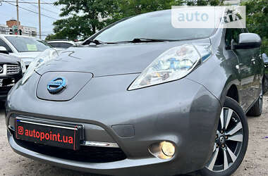 Хетчбек Nissan Leaf 2015 в Сумах