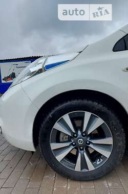 Хетчбек Nissan Leaf 2017 в Калуші