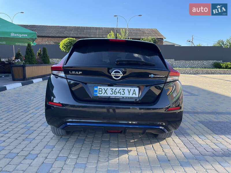 Хэтчбек Nissan Leaf 2018 в Волочиске