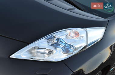 Хетчбек Nissan Leaf 2013 в 