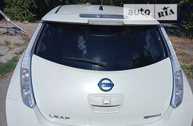 Хэтчбек Nissan Leaf 2012 в Кропивницком