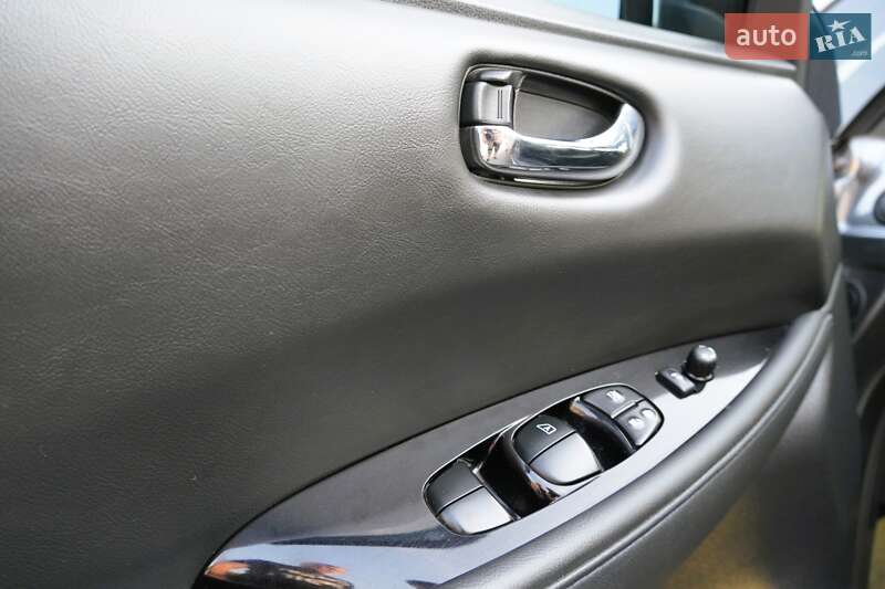 Хэтчбек Nissan Leaf 2013 в Харькове