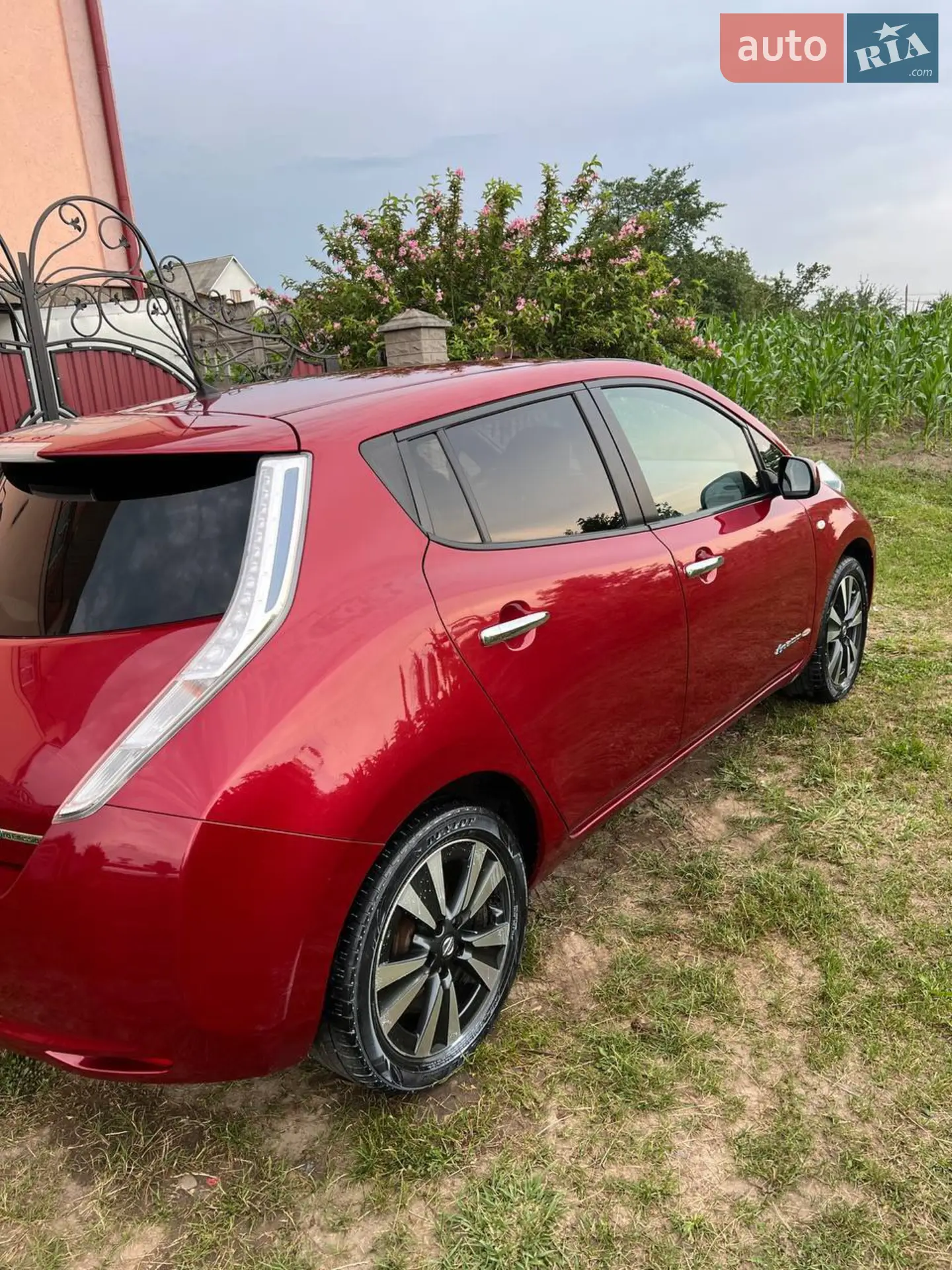 2016 Nissan Leaf - мініатюра 10