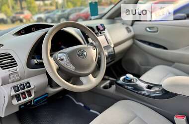 Хетчбек Nissan Leaf 2012 в 