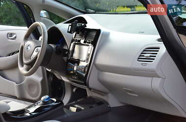 Хетчбек Nissan Leaf 2015 в Луцьку