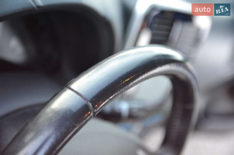 Хетчбек Nissan Leaf 2014 в Луцьку