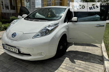 Хэтчбек Nissan Leaf 2014 в Каменец-Подольском