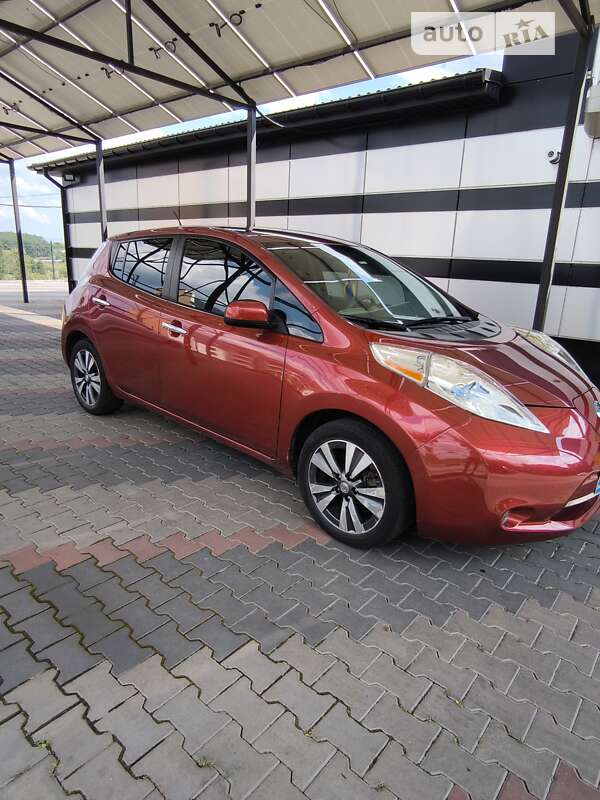Хэтчбек Nissan Leaf 2015 в Виннице фото 4 Хэтчбек Nissan Leaf 2015 в Виннице