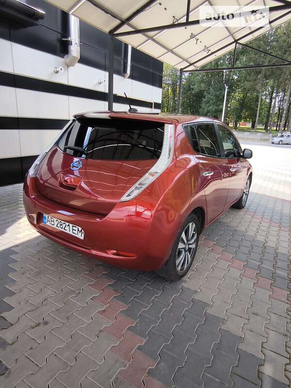 Хэтчбек Nissan Leaf 2015 в Виннице фото 8 Хэтчбек Nissan Leaf 2015 в Виннице