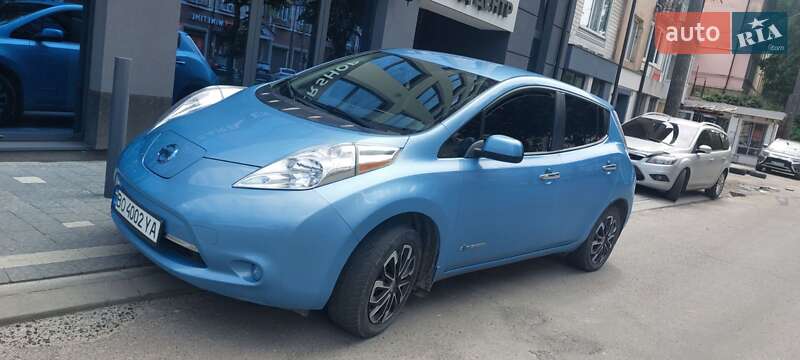 Хэтчбек Nissan Leaf 2014 в Тернополе