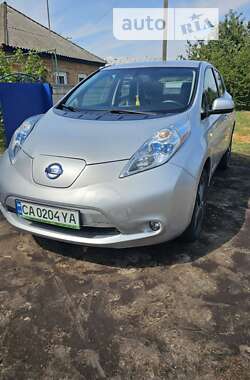 Хэтчбек Nissan Leaf 2014 в Черкассах