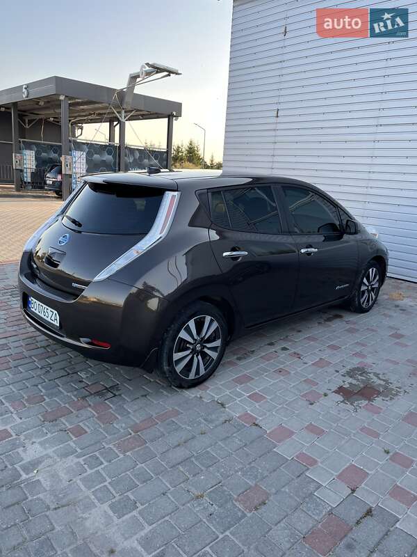 Хетчбек Nissan Leaf 2016 в Тернополі