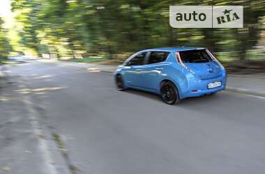 Хетчбек Nissan Leaf 2014 в Львові