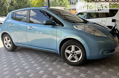 Хетчбек Nissan Leaf 2015 в Запоріжжі