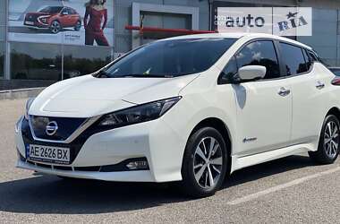 Хетчбек Nissan Leaf 2020 в Дніпрі