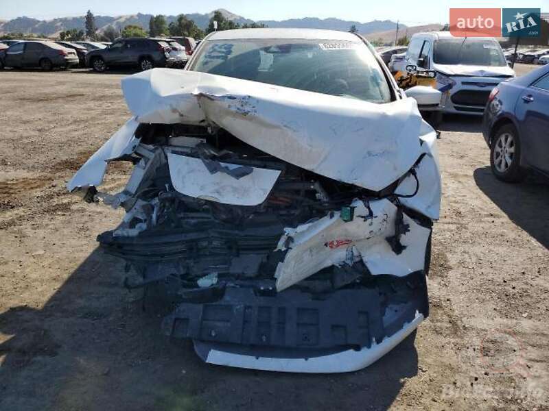 Хэтчбек Nissan Leaf 2018 в Виннице