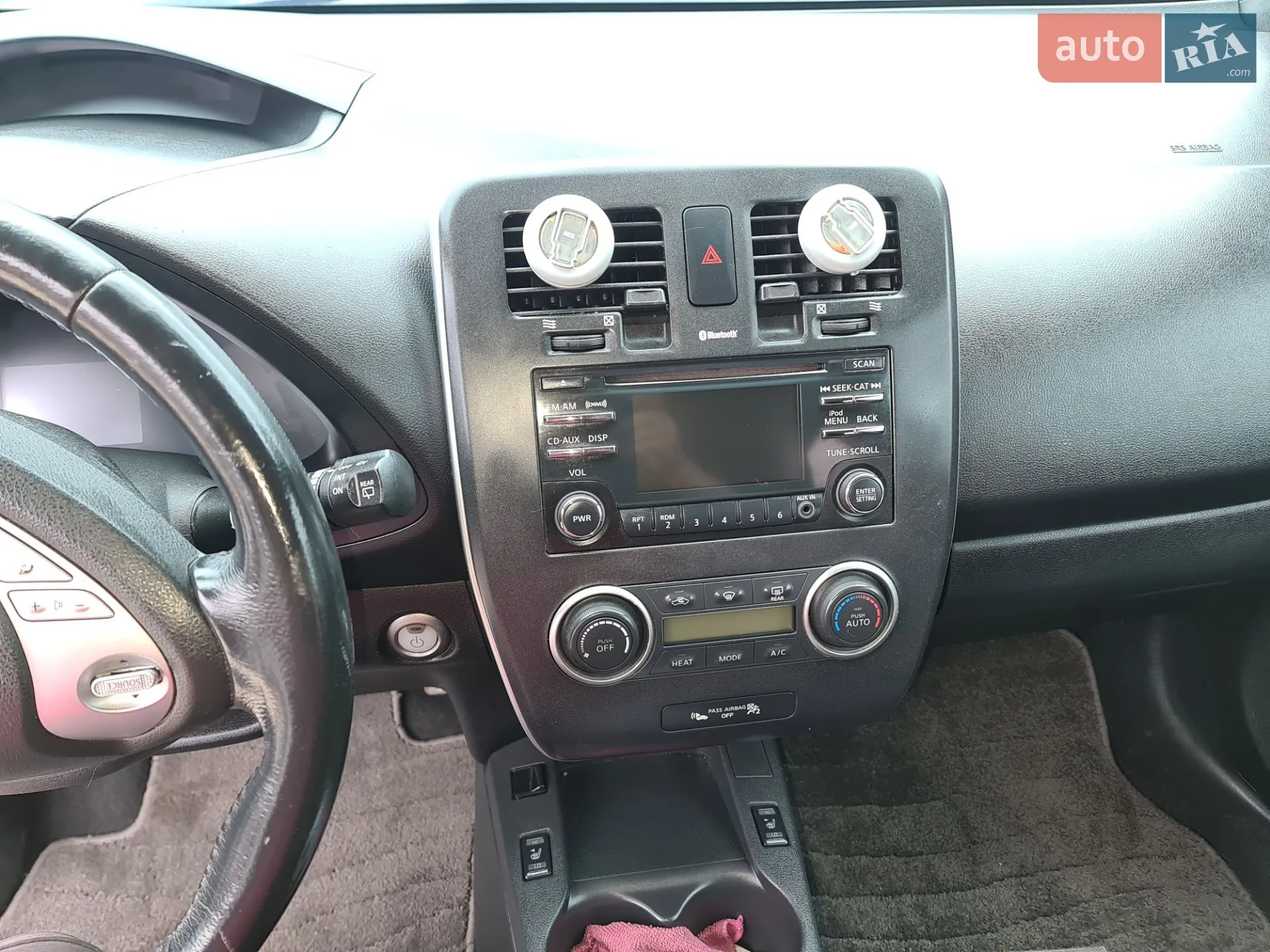 2013 Nissan Leaf - мініатюра 14