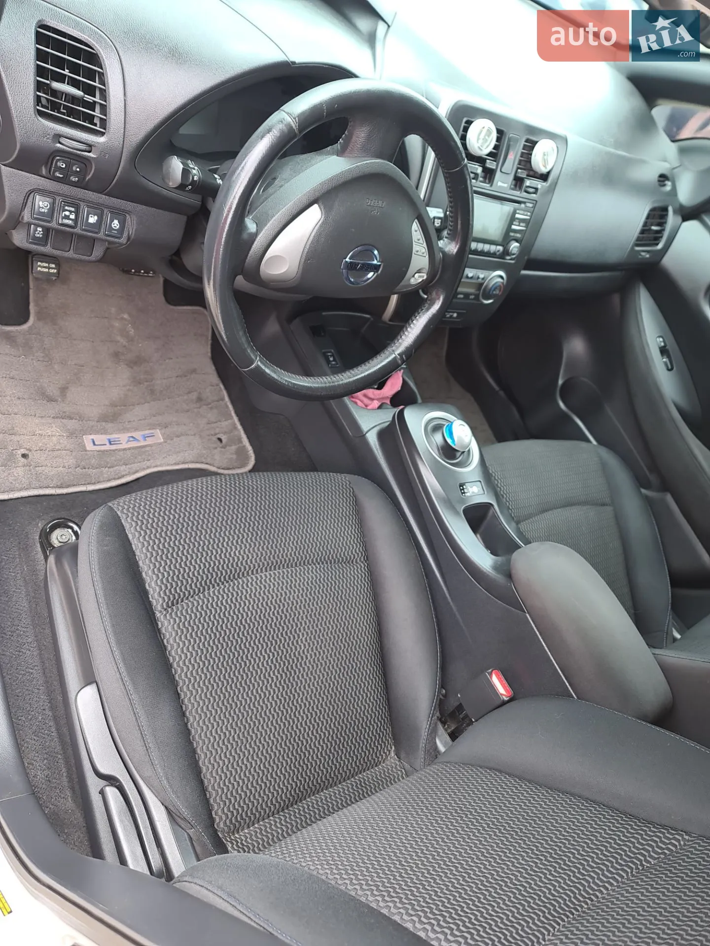 2013 Nissan Leaf - мініатюра 15