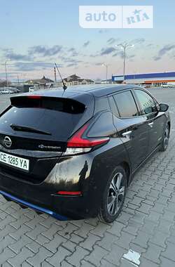 Хетчбек Nissan Leaf 2018 в Чернівцях