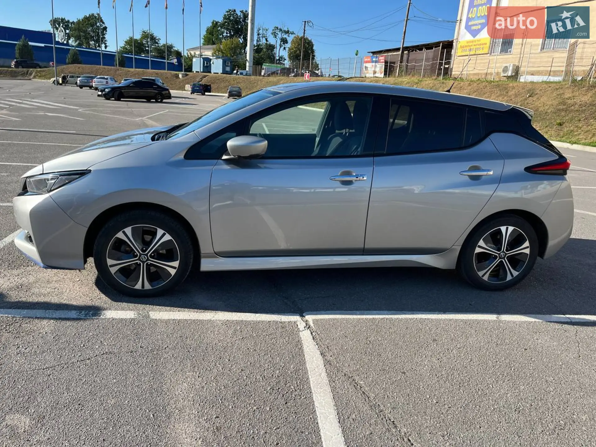 2020 Nissan Leaf - фото 1
