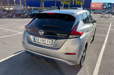Хетчбек Nissan Leaf 2020 в 