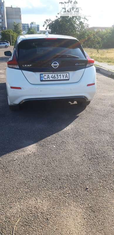 Хэтчбек Nissan Leaf 2023 в Черкассах фото 20 Хэтчбек Nissan Leaf 2023 в Черкассах