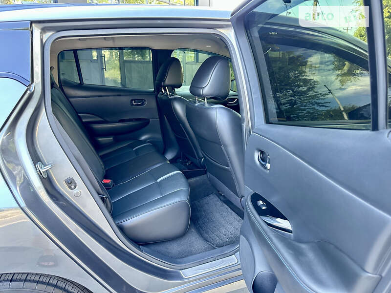 Хетчбек Nissan Leaf 2019 в Одесі