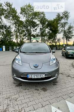 Хетчбек Nissan Leaf 2014 в Чернівцях