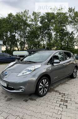 Хетчбек Nissan Leaf 2014 в Чернівцях