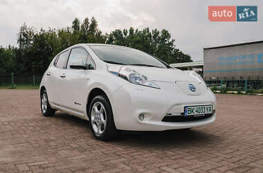 Хэтчбек Nissan Leaf 2013 в Ровно