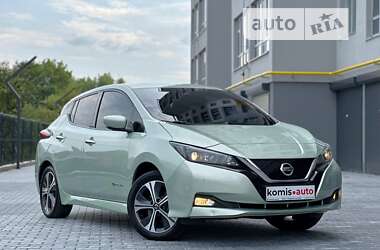 Хэтчбек Nissan Leaf 2018 в Хмельницком