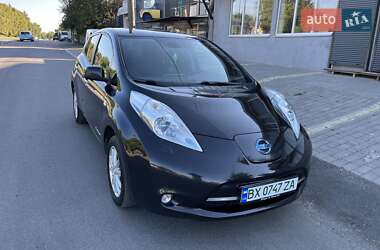Хэтчбек Nissan Leaf 2016 в Хмельницком