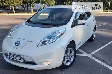 Хетчбек Nissan Leaf 2012 в Черкасах