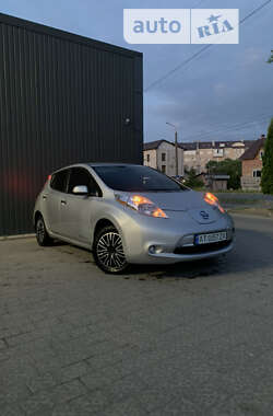 Хэтчбек Nissan Leaf 2014 в Ивано-Франковске