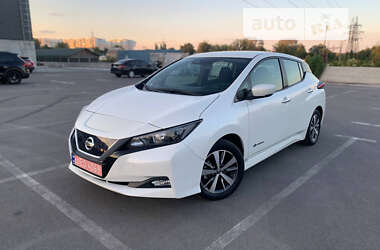 Хетчбек Nissan Leaf 2020 в Києві