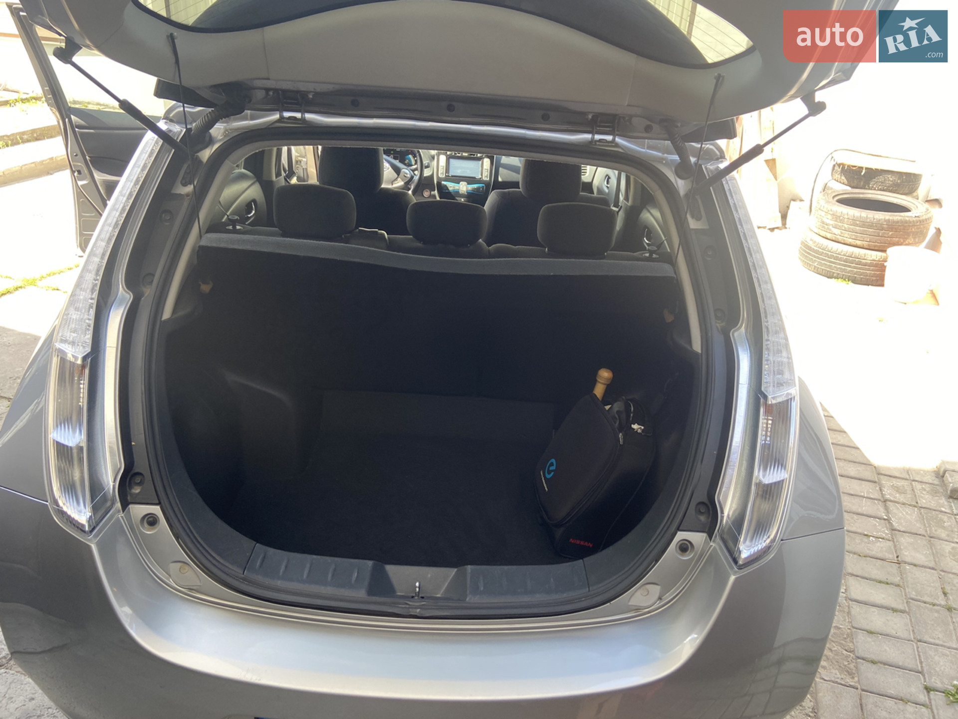 2014 Nissan Leaf - мініатюра 17
