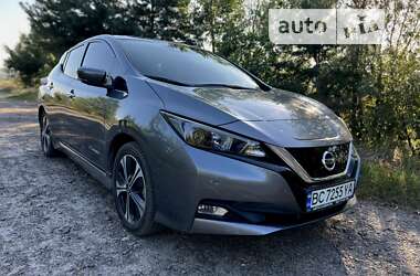 Хэтчбек Nissan Leaf 2018 в Львове