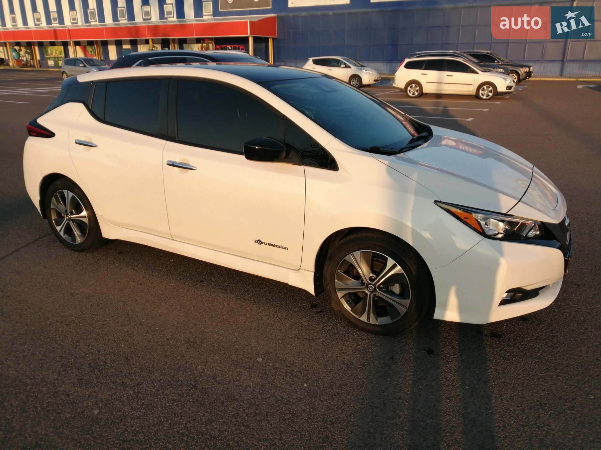 2019 Nissan Leaf - мініатюра 3