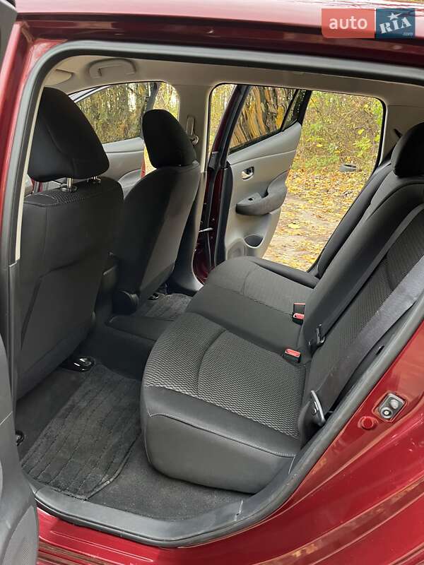 Хетчбек Nissan Leaf 2017 в Львові