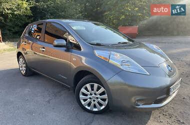 Хэтчбек Nissan Leaf 2014 в Золотоноше