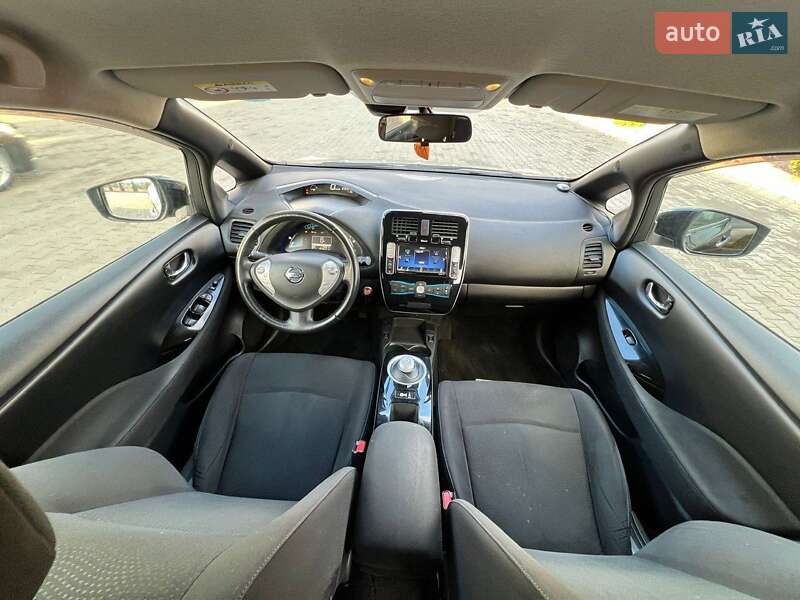 Хетчбек Nissan Leaf 2016 в Борисполі