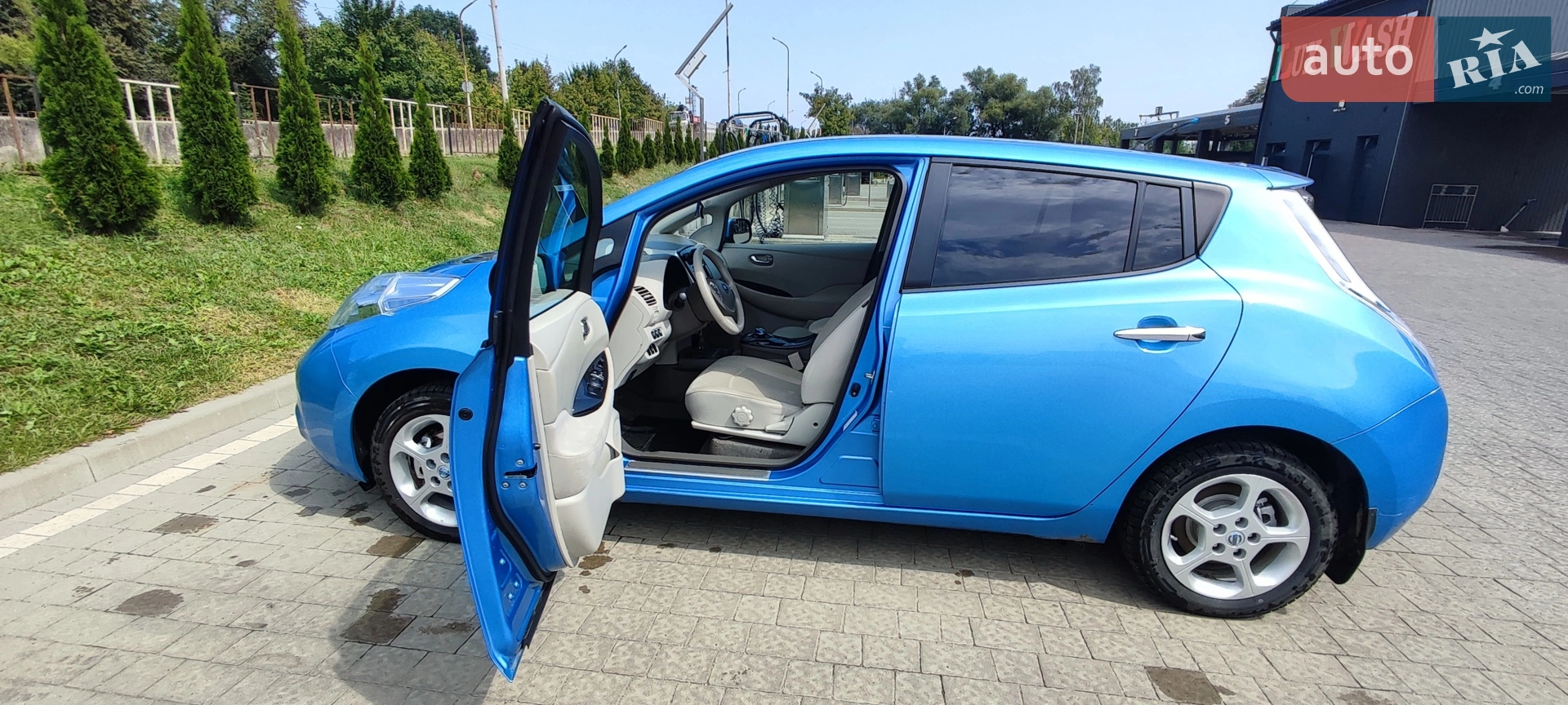 2012 Nissan Leaf - мініатюра 23