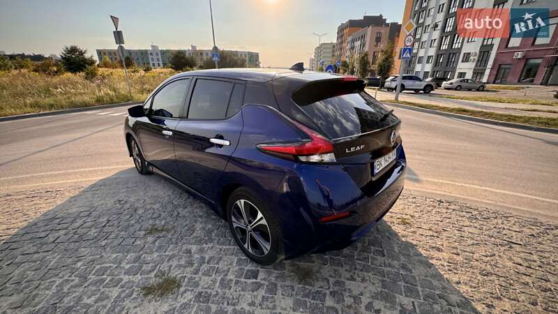 Хэтчбек Nissan Leaf 2021 в Ровно фото 28 Хэтчбек Nissan Leaf 2021 в Ровно