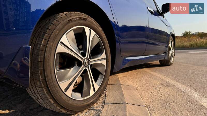 Хэтчбек Nissan Leaf 2021 в Ровно фото 33 Хэтчбек Nissan Leaf 2021 в Ровно