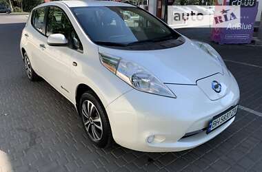 Хетчбек Nissan Leaf 2014 в Одесі