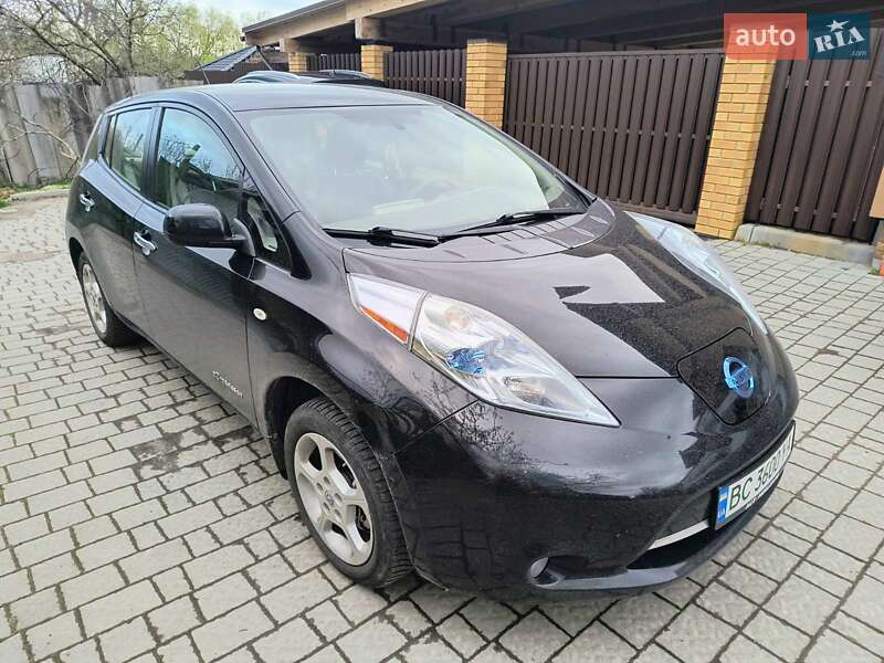 Хетчбек Nissan Leaf 2012 в Львові