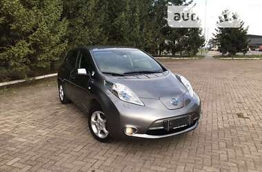 Хэтчбек Nissan Leaf 2014 в Ровно