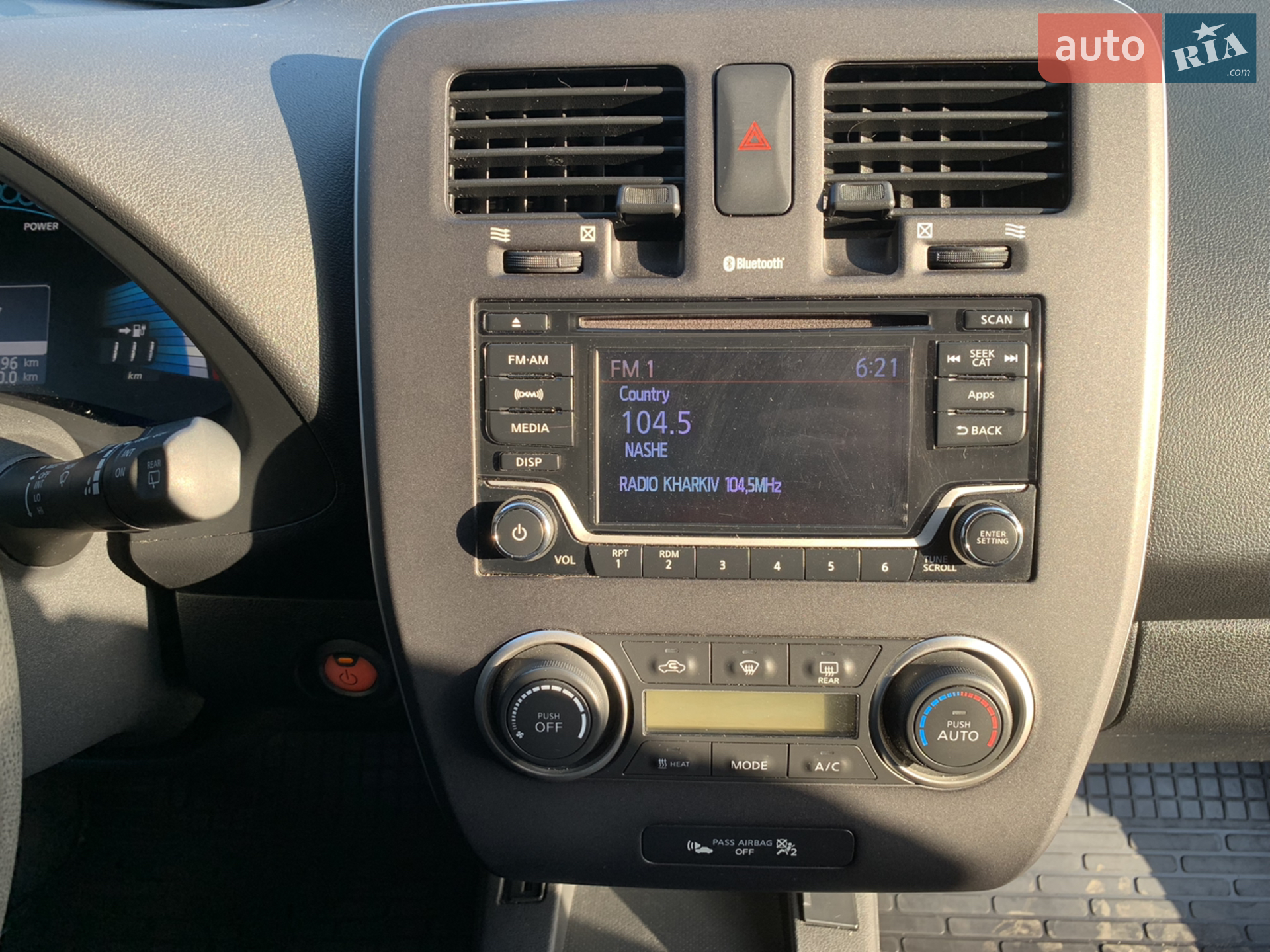 2015 Nissan Leaf - мініатюра 12